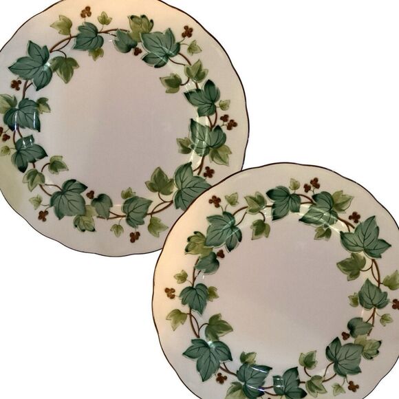 Nikko Tableware 7” Bread and Butter Plates Japan White/Ivy Set Of 2 - Picture 1 of 6